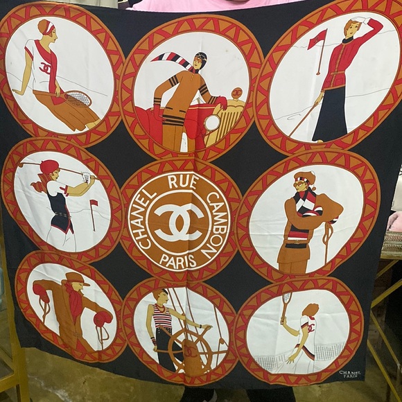 Chanel scarf🧣 - Picture 1 of 5